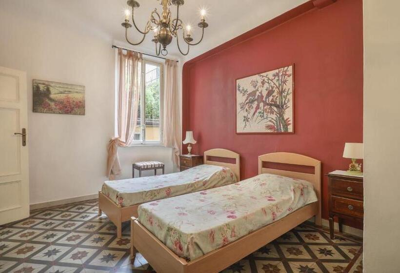 اتاق خانوادگی, Rooms Corte Delle Uova Centro Storico Piazza San Michele