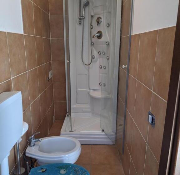 חדר סטנדרט לארבעה, B&b Bella Garbatella