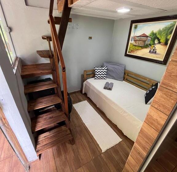 패밀리 스튜디오, Hostel Sossego Do Garças