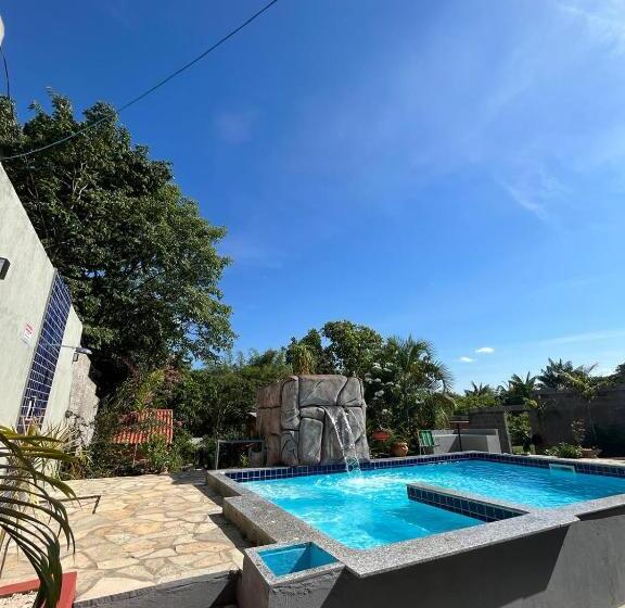 جناح, Hostel Sossego Do Garças