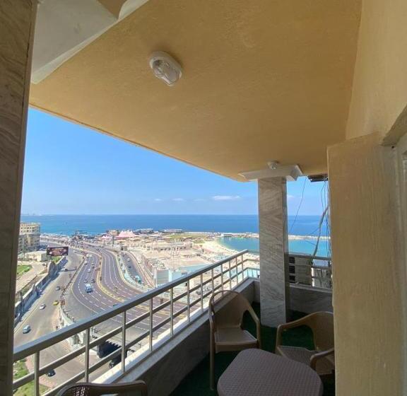 آپارتمان 1 خوابه با تراس, Hi Alex Apartments