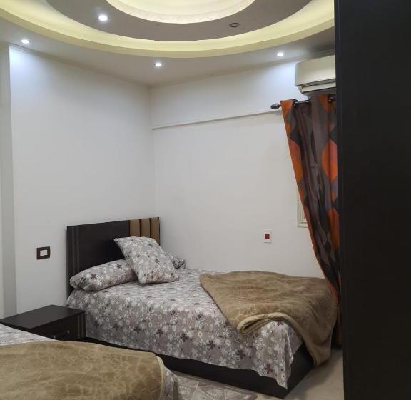 آپارتمان 1 خوابه, Hi Alex Apartments