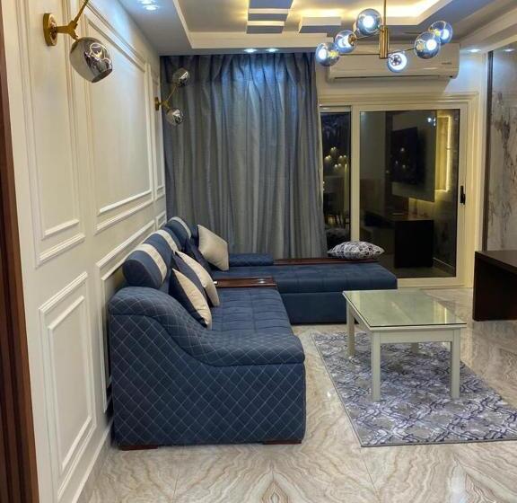 آپارتمان 1 خوابه با تراس, Hi Alex Apartments