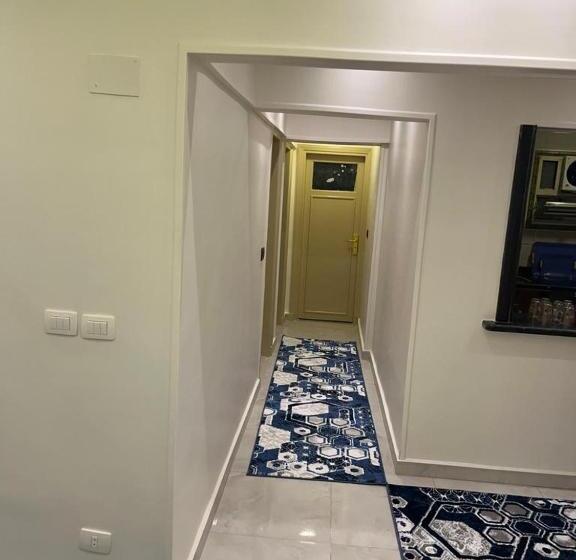 آپارتمان 1 خوابه, Hi Alex Apartments