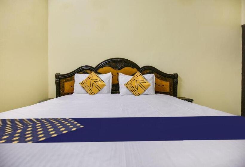 Трехместный Номер Классика, Spot On Raja Guest House