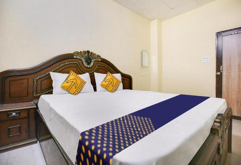 Трехместный Номер Классика, Spot On Raja Guest House