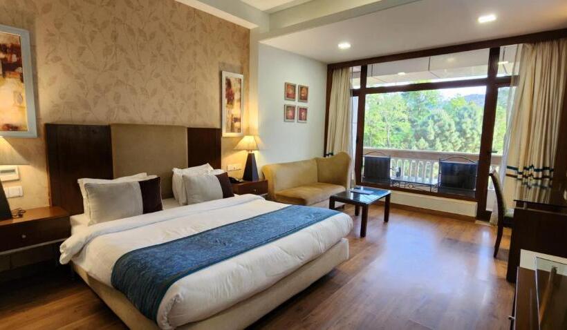 带阳台的豪华间, Royal Ark   Kasauli