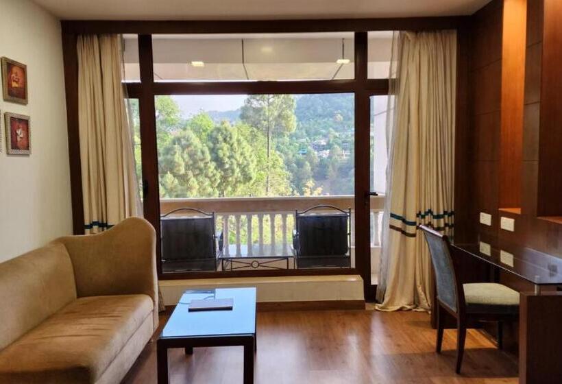 带阳台的豪华间, Royal Ark   Kasauli