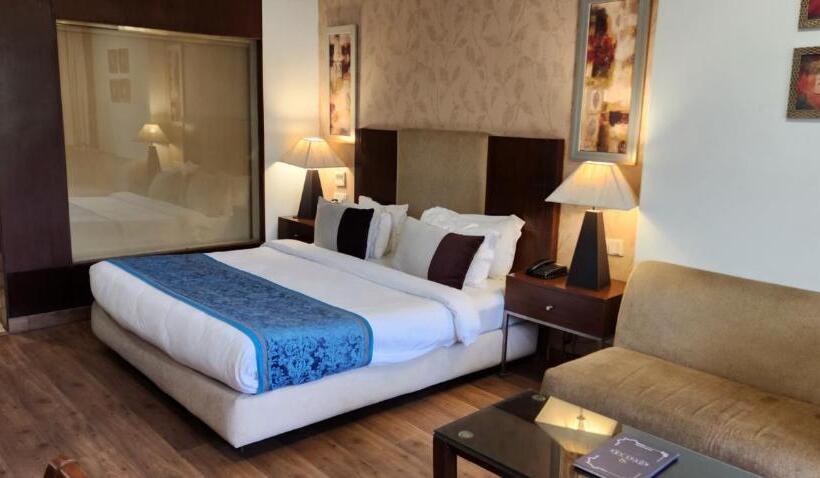 带阳台的豪华间, Royal Ark   Kasauli