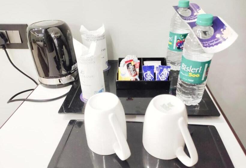 デラックスルーム, White Rock Sector 68 Sohna Road