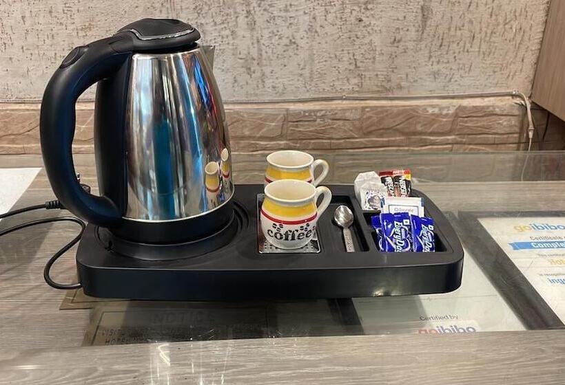 デラックスルーム, White Rock Sector 68 Sohna Road