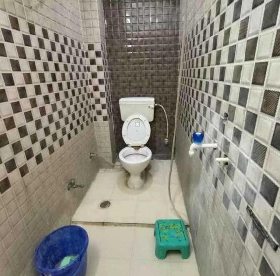 غرفة قياسية, Oyo Hotel Highway Inn