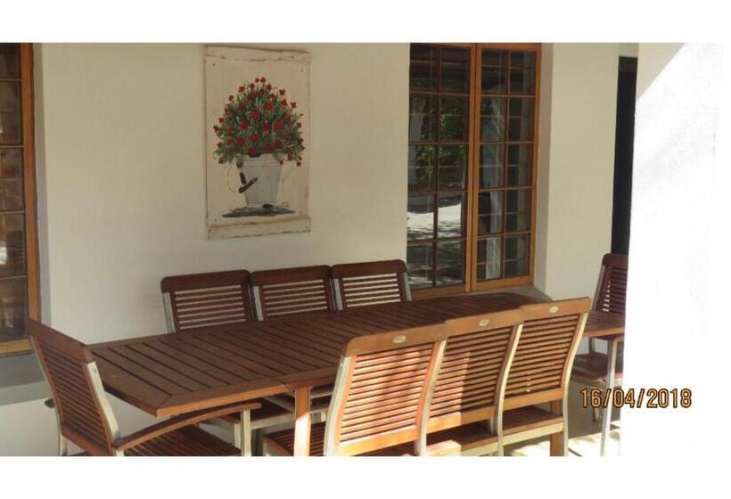 غرفة قياسية مزوَّدة بتراس, Blue Mountain View Cottages