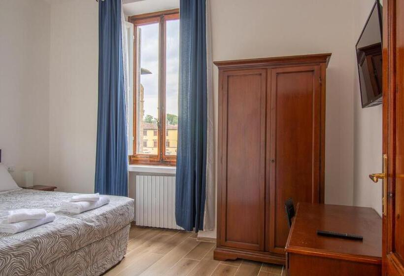 اتاق استاندارد با سرویس بهداشتی مشترک, Guest House Paraiso