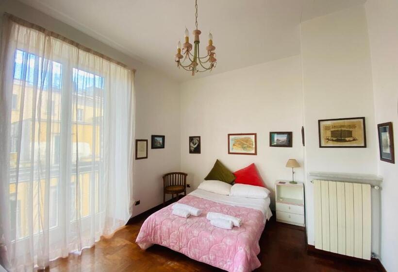 اتاق استاندارد چهار تخته, La Casa Sui Tetti 2