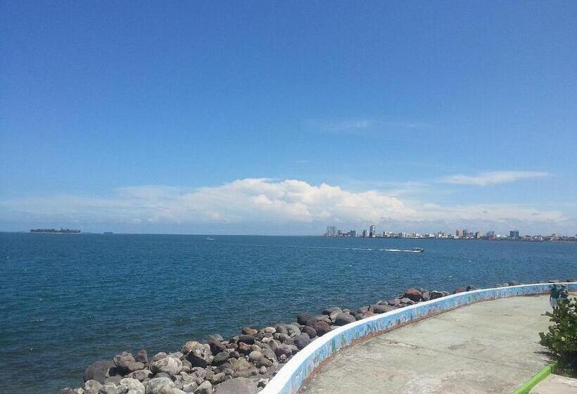 استودیوی استاندارد با چشمانداز دریا, Suites Brisa Marina Playa Regatas Y Malecón