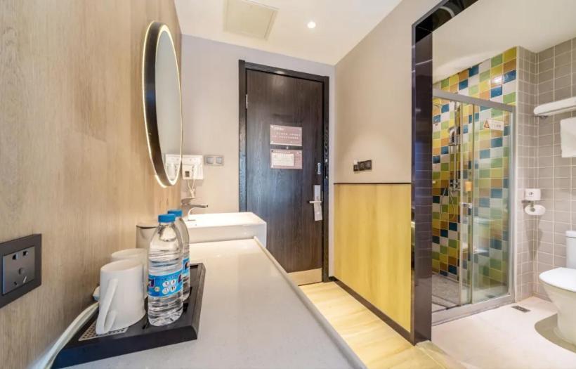 スタンダードルーム, Zhanghe Hotel   Haikou Xiuying Harbor Provincial People S Hospital