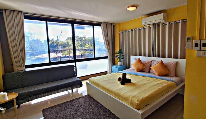 اتاق لوکس با تخت بزرگ, Peony S Home