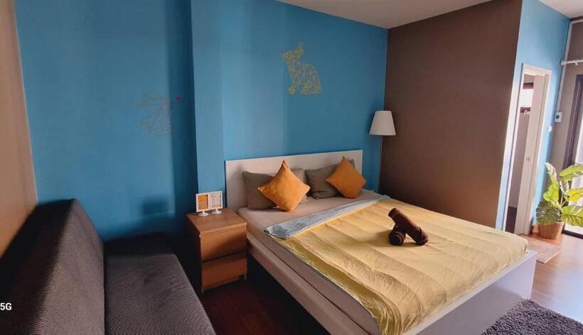 اتاق لوکس با چشم‌انداز باغ, Peony S Home