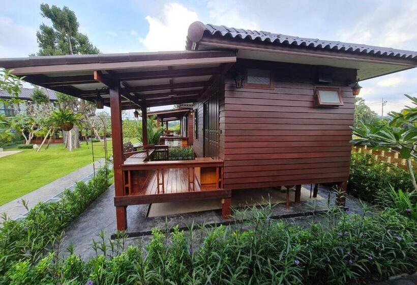 Семейный Номер Вид на Сад, Baan Ati Resort & Spa