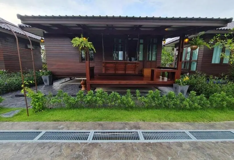 デラックスルーム, Baan Ati Resort & Spa