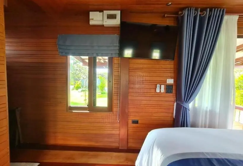 キングサイズベッドのスタンダードルーム, Baan Ati Resort & Spa