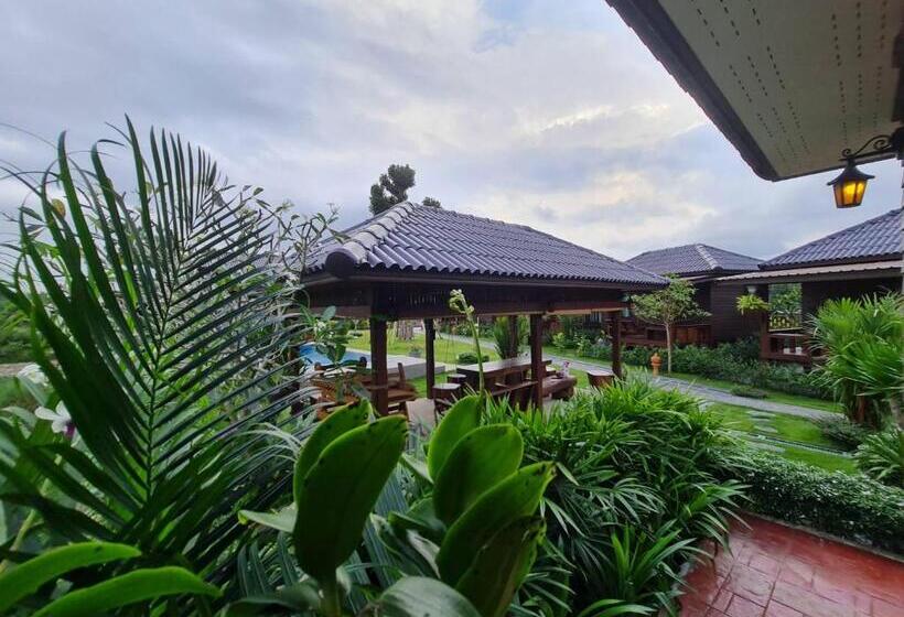 Семейный Номер, Baan Ati Resort & Spa