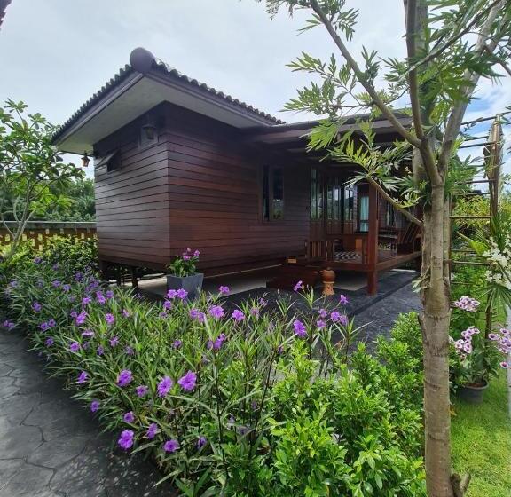 Номер Deluxe, Baan Ati Resort & Spa