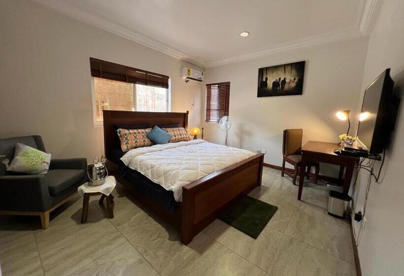 اتاق استاندارد با سرویس بهداشتی مشترک, Cozy Hill Gardens