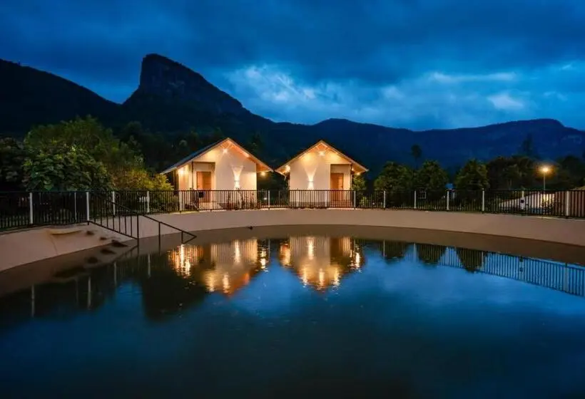 Perhehuone, Cleveland Resorts Kanthalloor