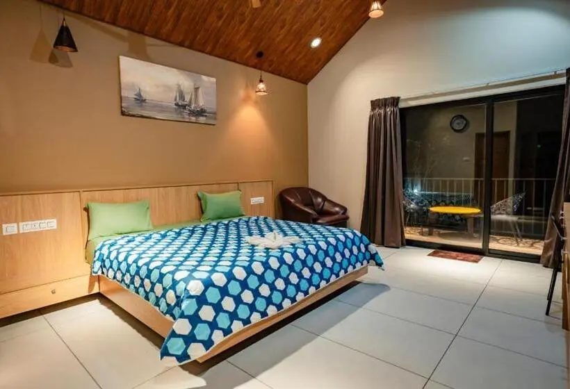 Perhehuone, Cleveland Resorts Kanthalloor