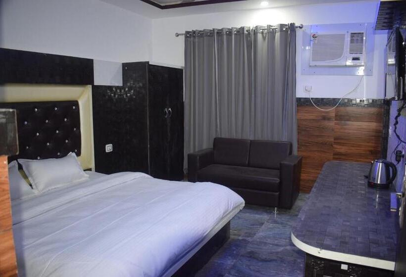 Deluxe Room, Amreshwar