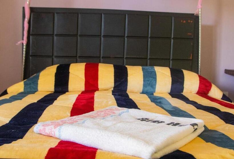 اتاق استاندارد, Buvuma Island Beach