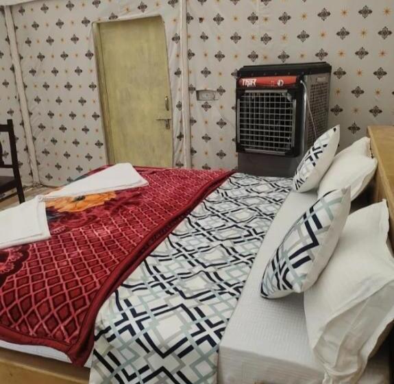 Quarto Estandar Cama King, Lala Desert Safari