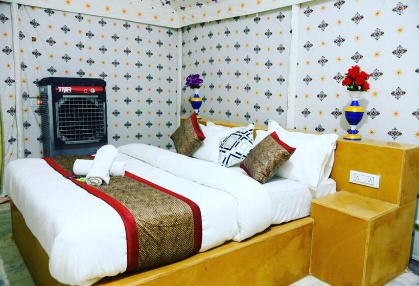 Quarto Estandar Cama King, Lala Desert Safari