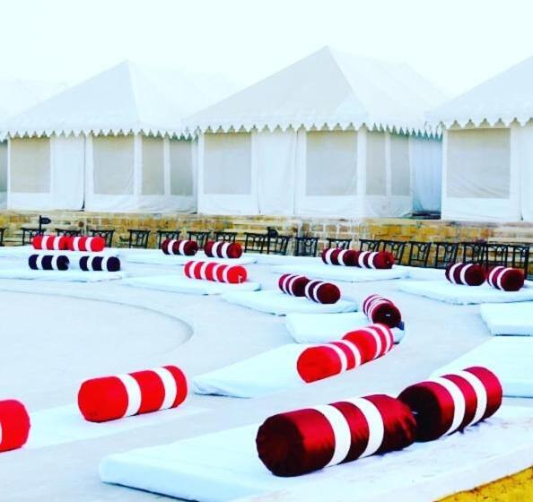 Quarto Estandar Cama King, Lala Desert Safari