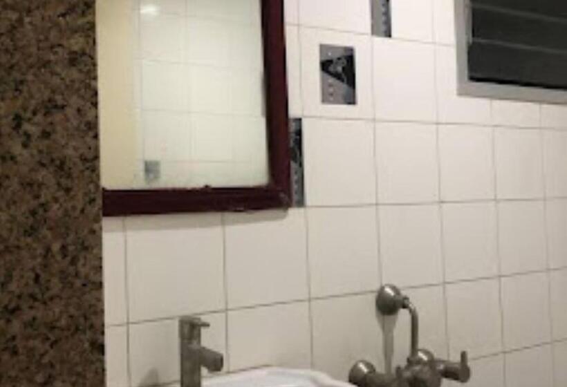 Номер Deluxe Кровать Кинг, Regency Maharashtra
