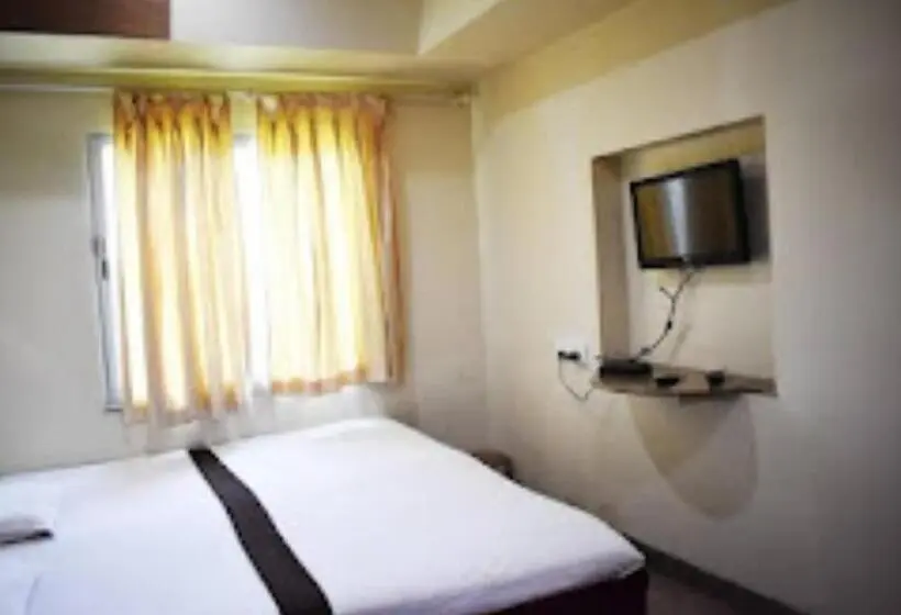 Deluxe-huone King-vuode, Regency Maharashtra