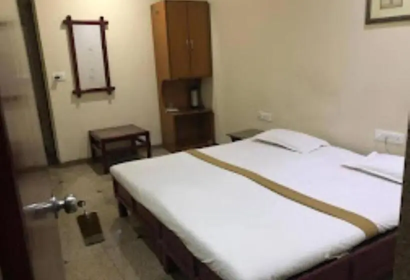 Sviitti, Regency Maharashtra