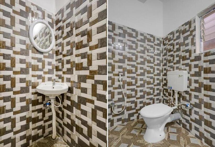 トリプルクラシックルーム, Super Oyo Rainbow Residency