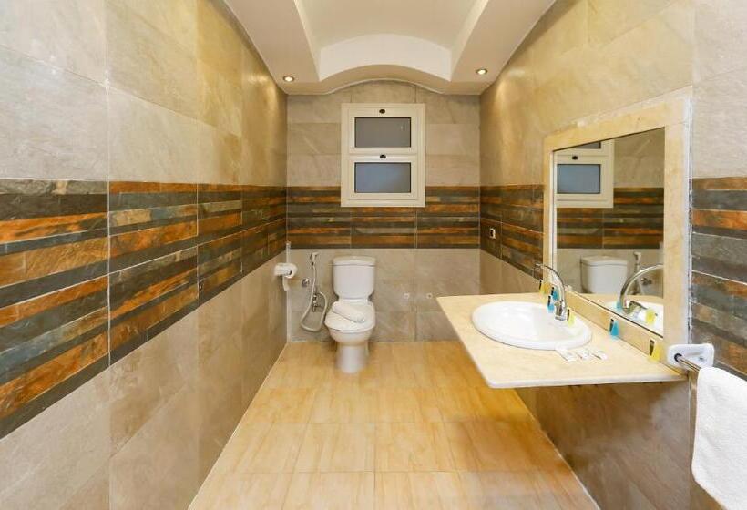 اتاق استاندارد سه تخته با بالکن, Turquoise Pyramids