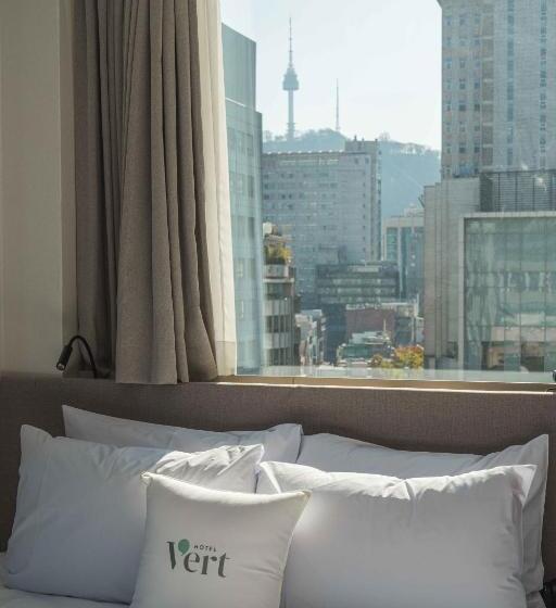 스탠다드 룸 킹사이즈 침대, Vert