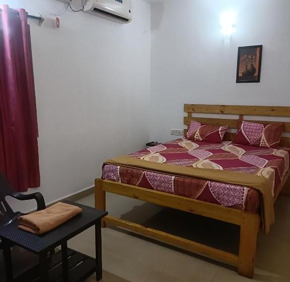 חדר סטנדרט, Khushi Waves