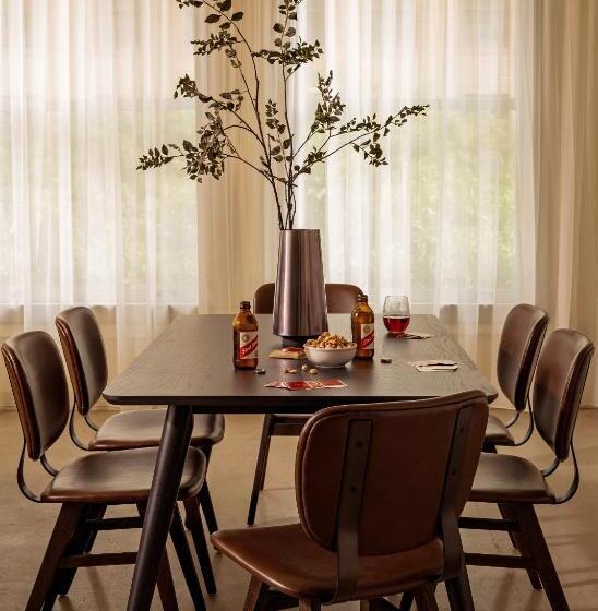 شقة غرفتين, Sonder The Craftsman