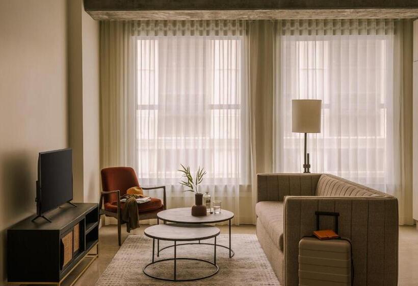 إستوديو قياسى, Sonder The Craftsman