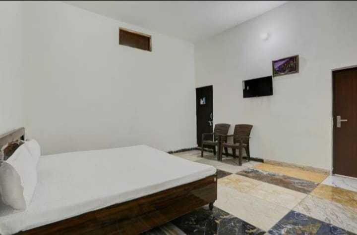 غرفة كلاسيكية ثلاثية, Spot On Hotel Green Royals