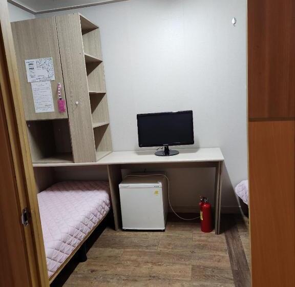 חדר סופריור יחיד, Halla Livingtel