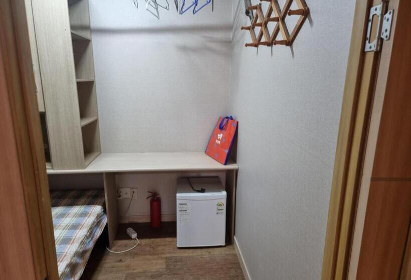 חדר סופריור יחיד, Halla Livingtel