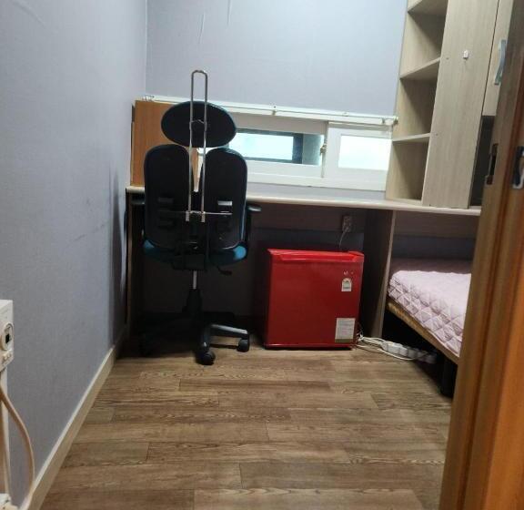 חדר סופריור יחיד, Halla Livingtel