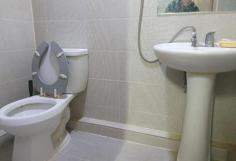 סטודיו סופריור, Halla Livingtel